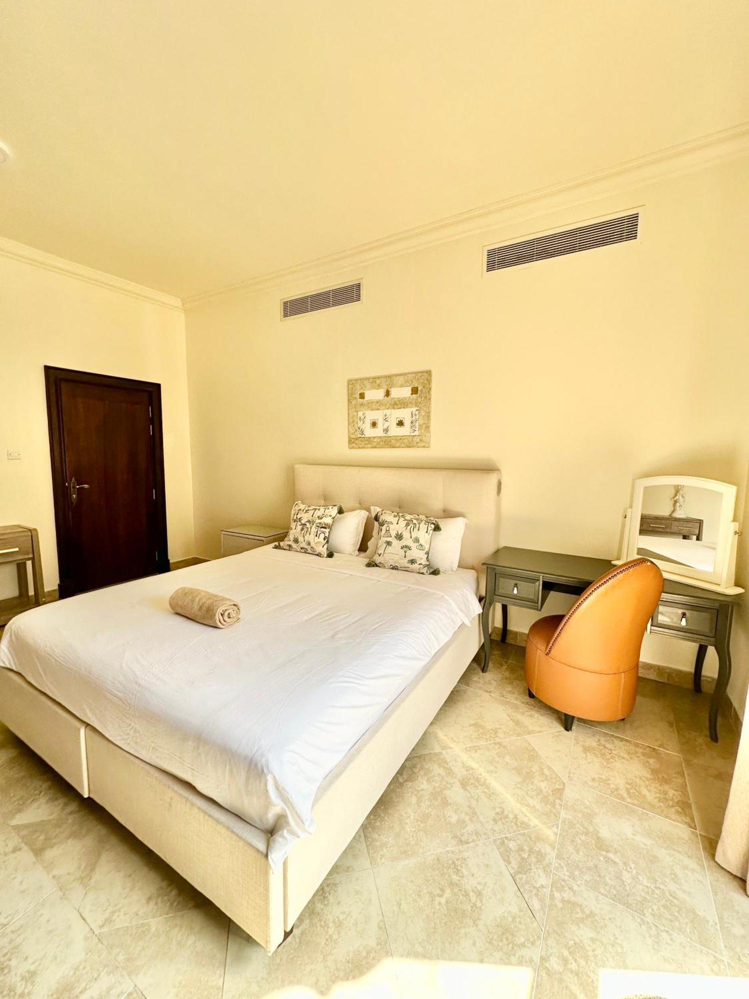 Hotel Dari Dubai Esterno foto
