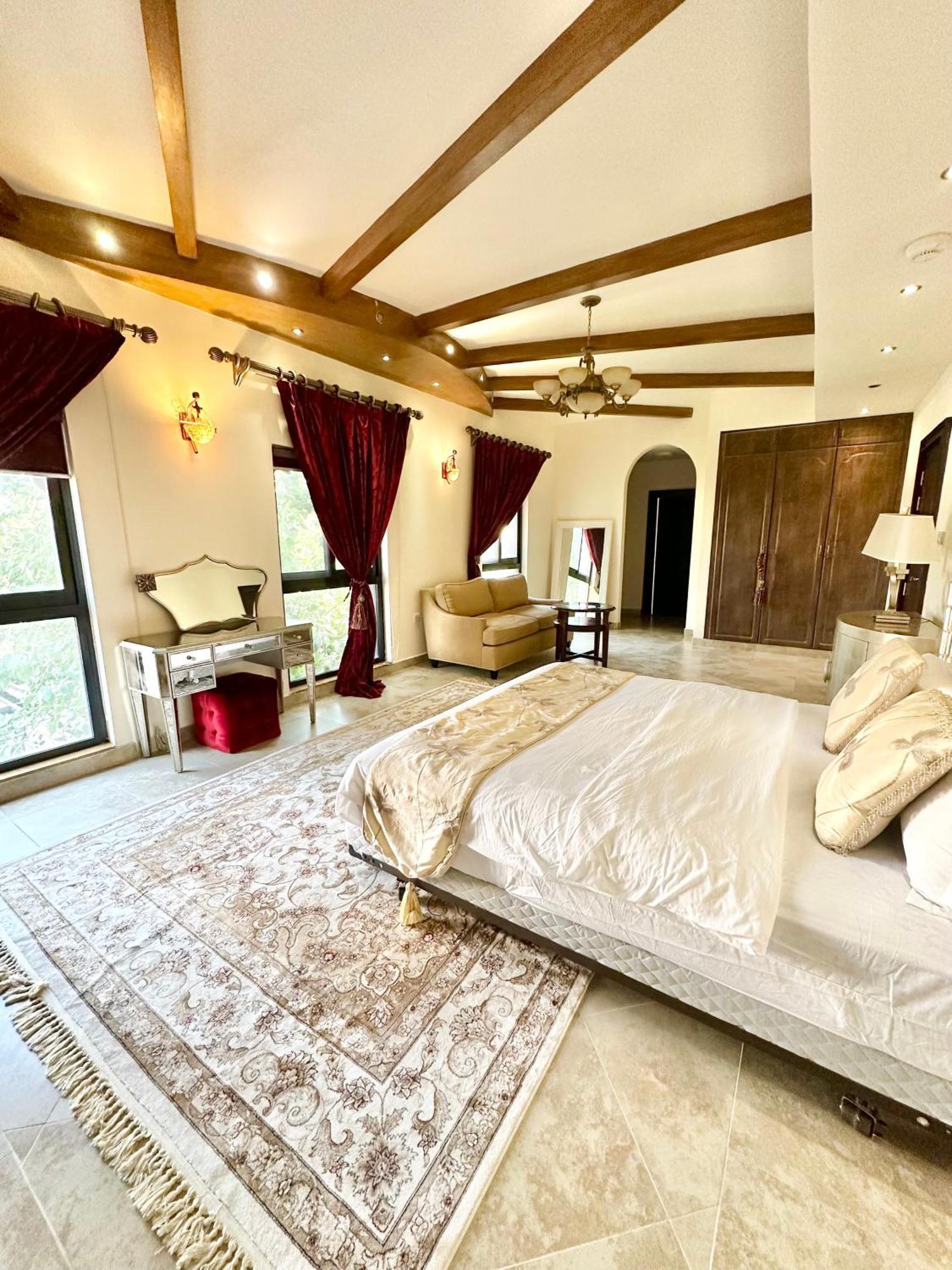 Hotel Dari Dubai Esterno foto
